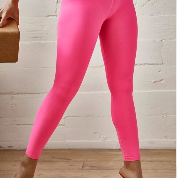 Free People Good Karma High-Rise 7/8 Length Leggings in Hot Pink BNWOT - Picture 2 of 6